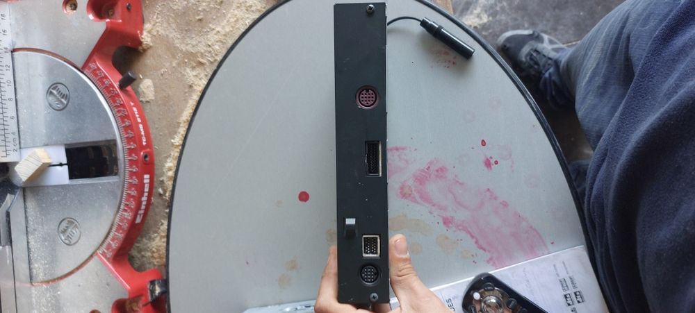 TV Kenwood KVT 627 DVD , Sistema multimédia