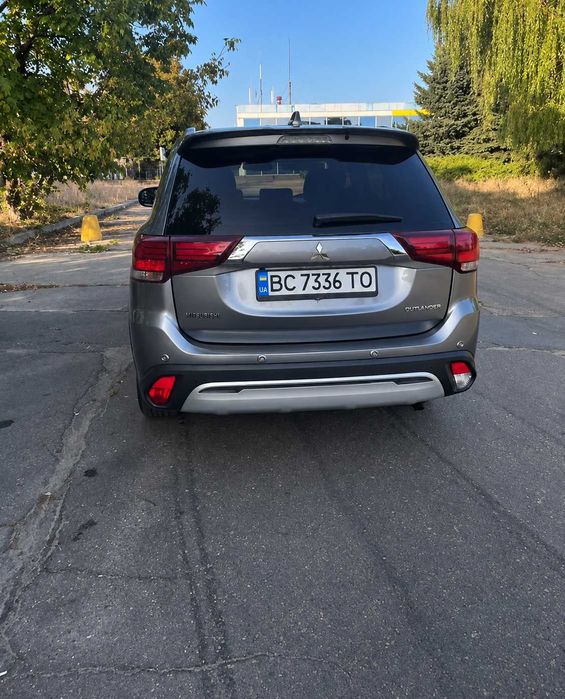 Mitsubishi Outlander 2018