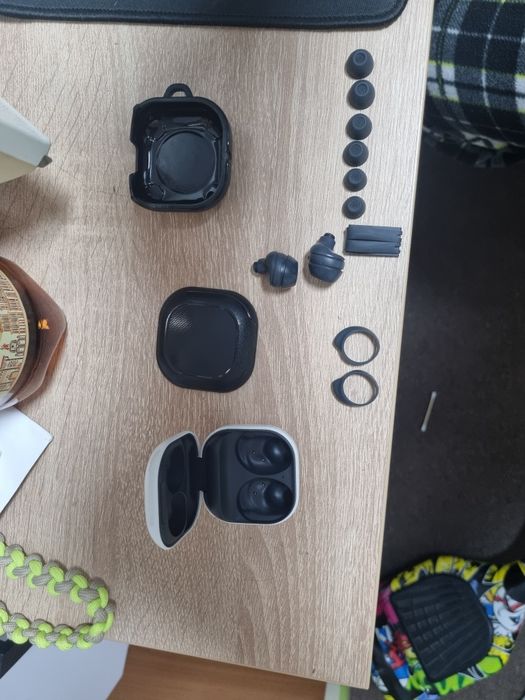 Продаю Samsung Galaxy Buds FE