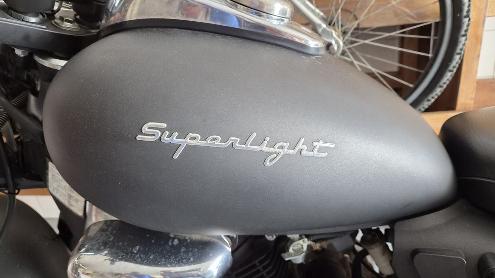 Moto Keeway Superlight 125 (2015)