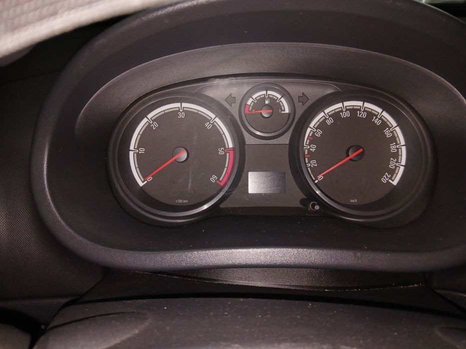 Опель Корса Д 1.3CDTI