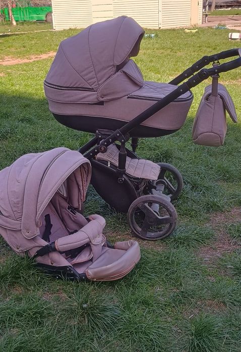 Продам коляску 2 в 1 Baby Pram bellini
