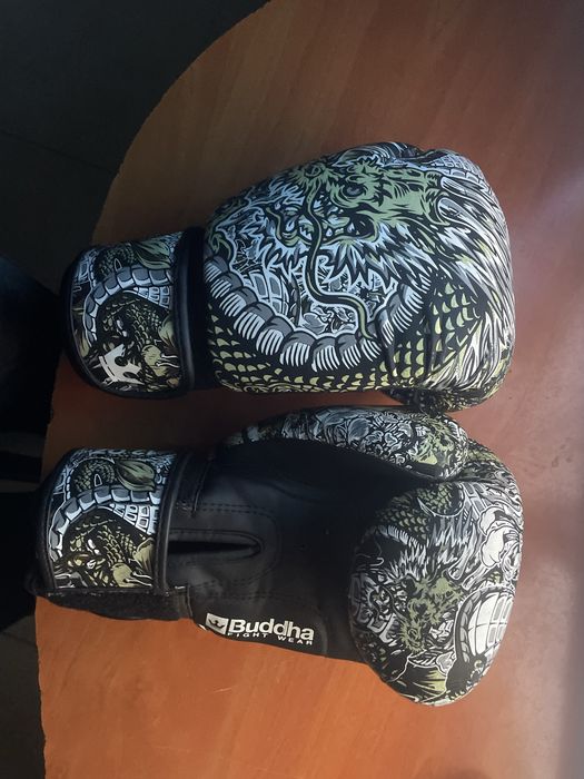 Luvas de boxe buddha pouco usadas