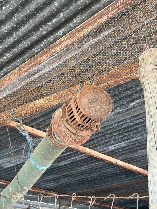 Bomba de tirar água acoplada a trator