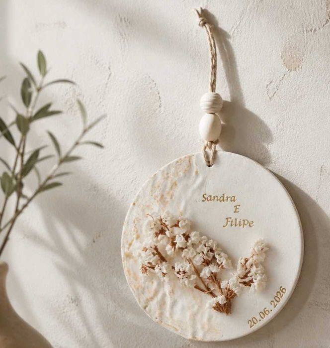 Lembranças e peças decorativas em gesso feito á mão