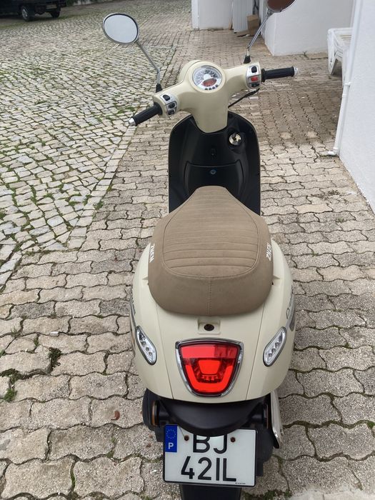 Scooter 125 znen