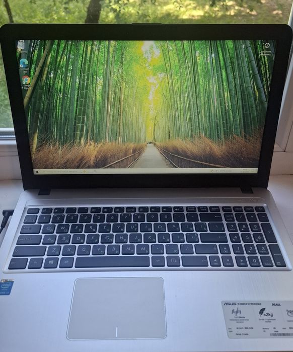 Ноутбук Asus X540LA