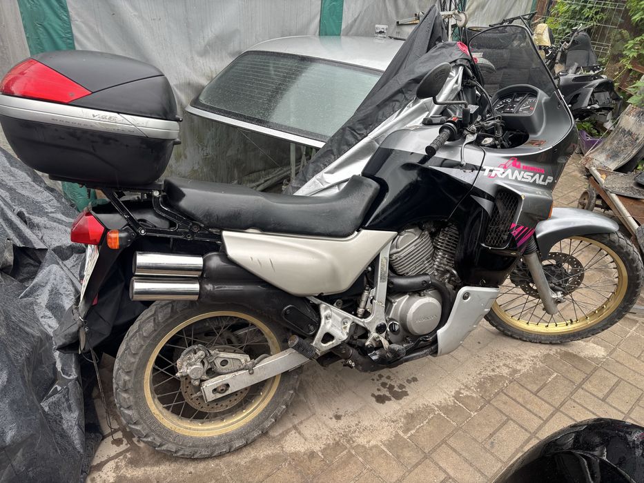 Honda transalp XL600v