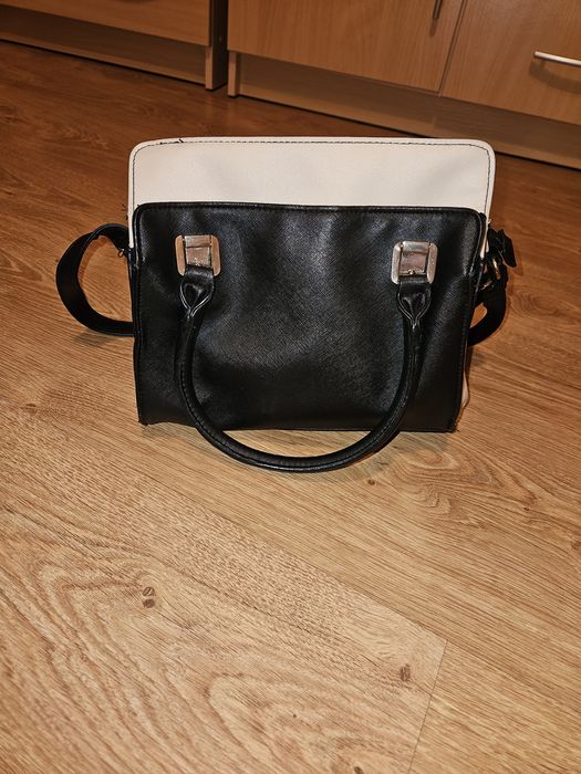 Torebka Doroty Perkins