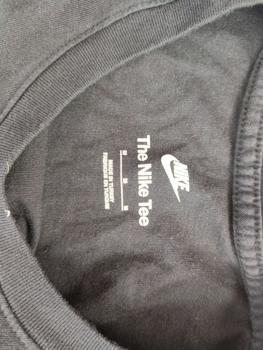 Оригинальная футболка Nike с радужным лого, размер М