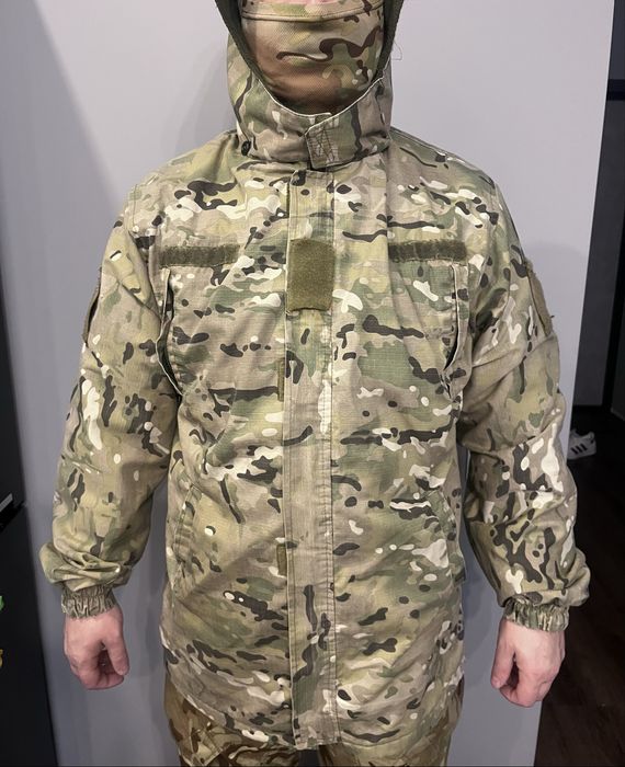 Продам костюм і куртку мультикам б/у