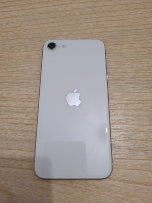 iPhone SE (3.ª geração) Branco 64 GB
