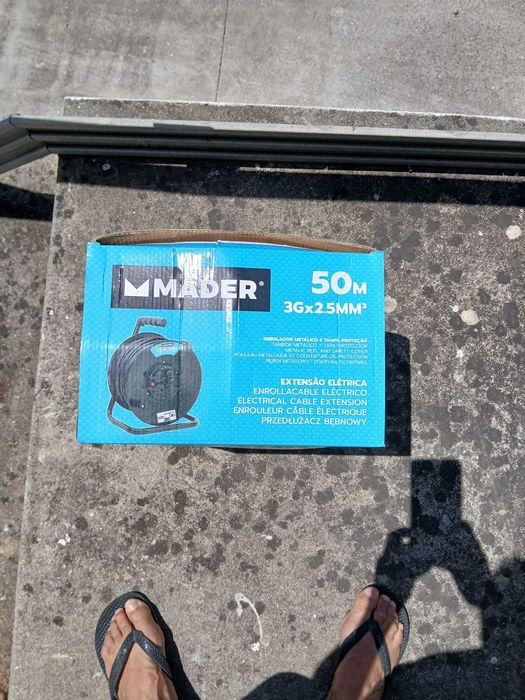 Vendo diverso material novo, com precos a combinar presencialmente, zona de Castelo Branco.
