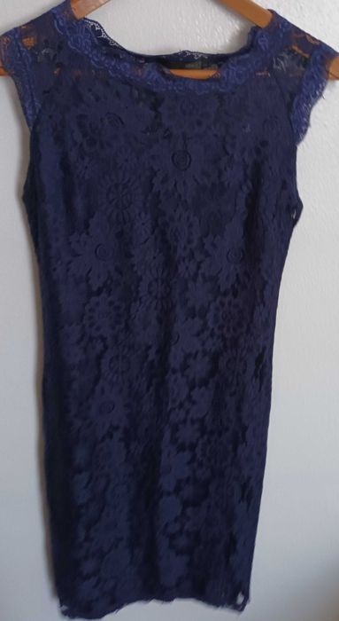 Vestido azul arrendado