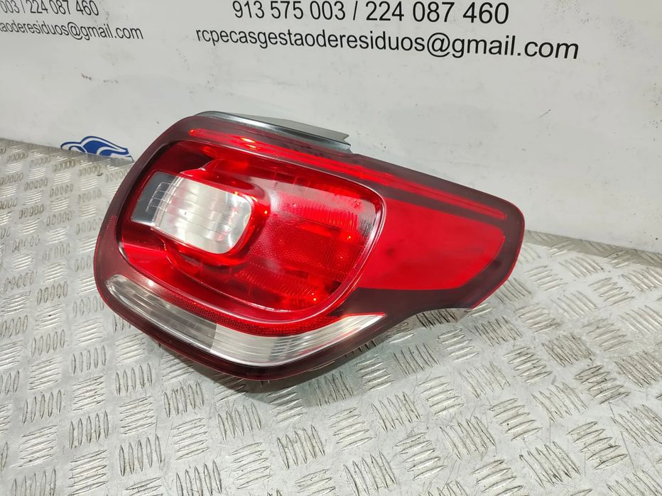 Farolins Tras Traseiros Direito Citroen DS3 Original
