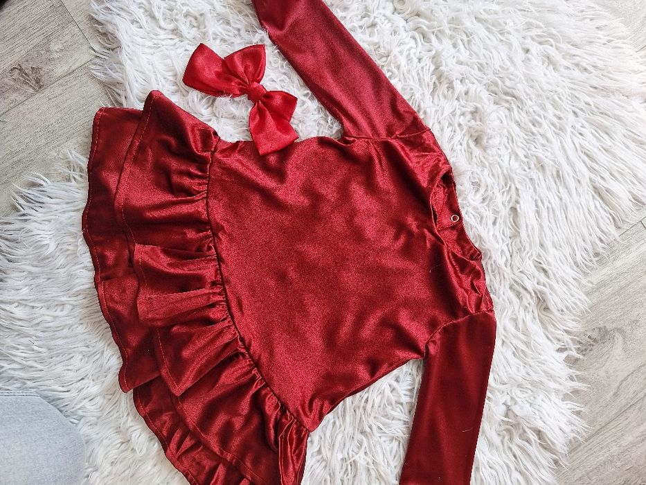 Satynowa sukienka 98