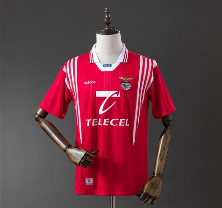 Camisolas desporto novas