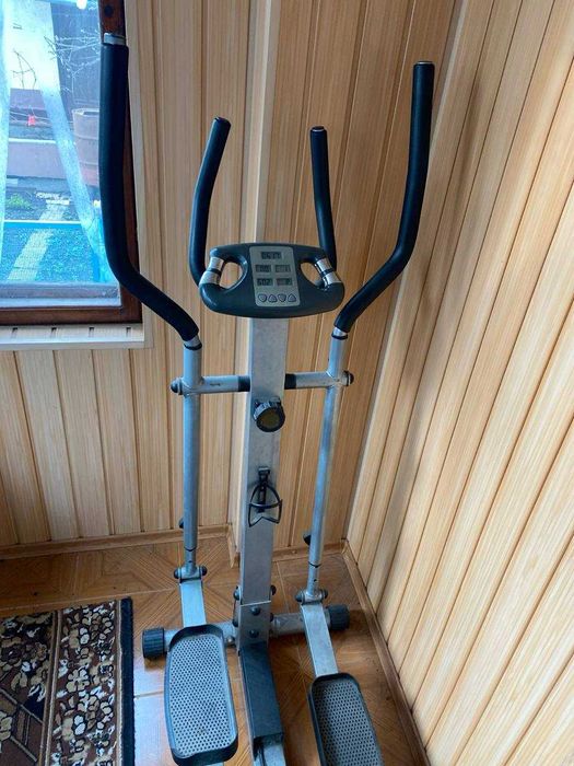 Тренажер орбітрек домашній