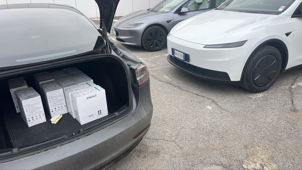 Tesla оригінальний акумулятор 112918200b 12v Atlas 85B24LS