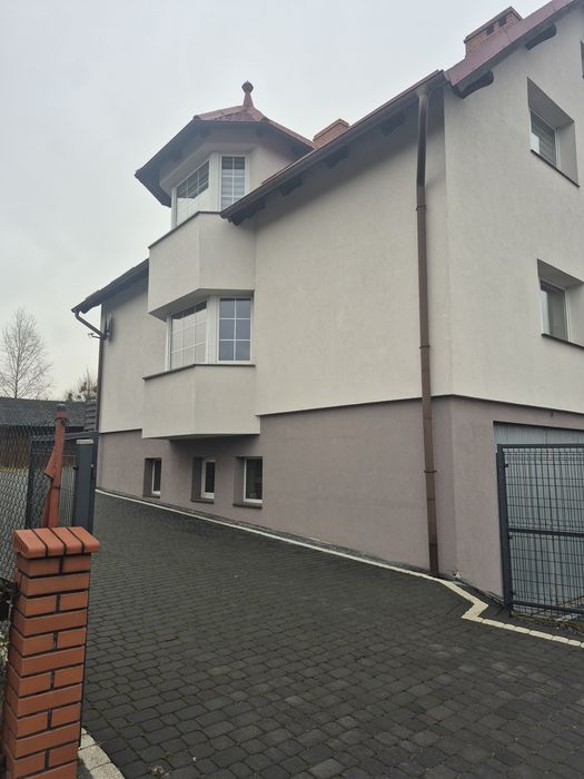 Dom z działką z możliwoścą  podziału na 2 mieszkania do jeziora 4 min - Widok 2