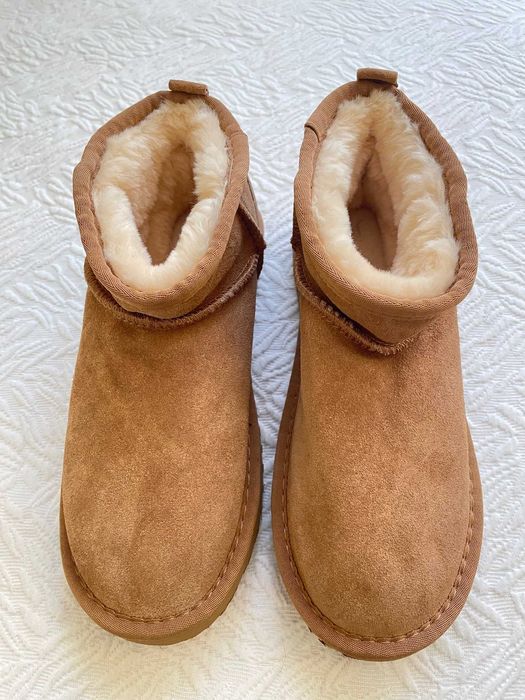Botins de Camurça e Pelo estilo UGG Tam. 37 Novo sem Uso