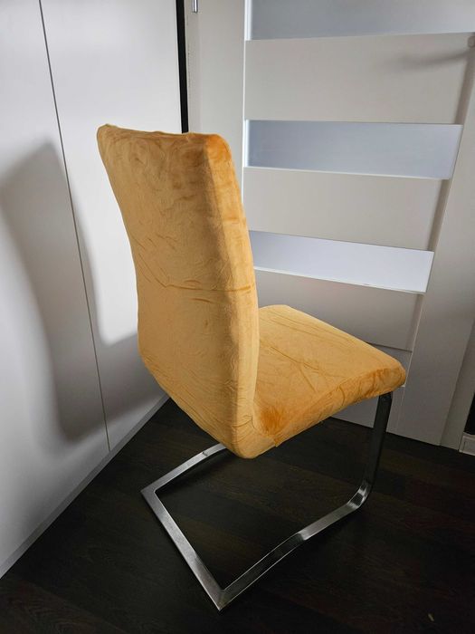 Pokrowce na krzesła miękkie welurowe musztardowe 4 sztuki komplet