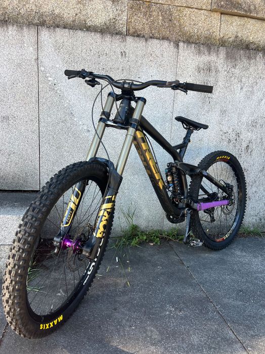 Trek Session 8 Downhill