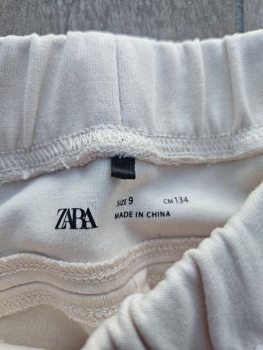 Zara r. 134 spodnie akrobatyka taniec