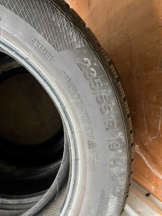 Opony zimowe 235/55 R19 Continental