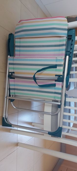 Cadeira de Praia em alumínio e Cooler Novos