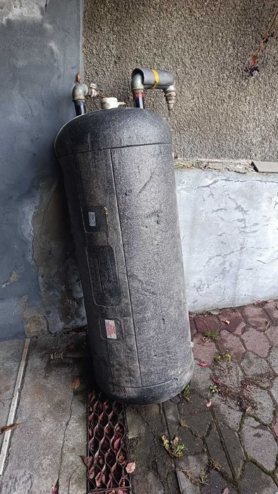 Wymiennik cwu z wężownicą i grzałka elektryczna