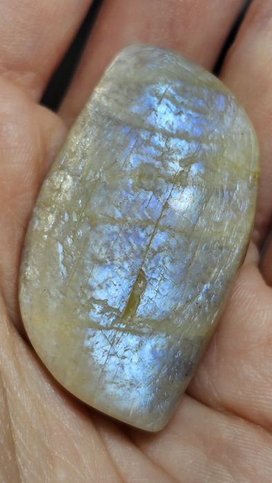 Naturalny Kamień Księżycowy – Duży Okaz 22g.