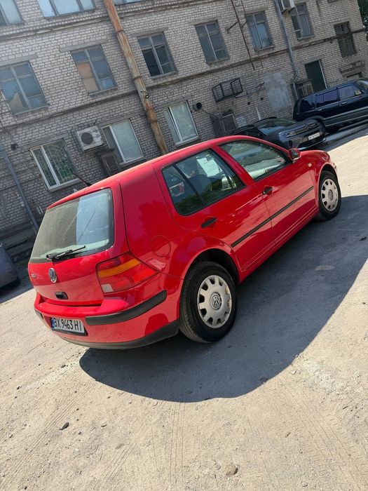 Продам Volkswagen Golf 4