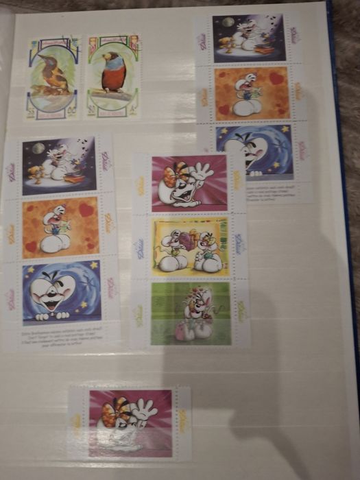 Klaser, różne kraje, bardzo dobry stan 16 stron