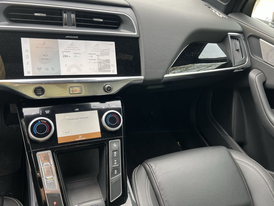 Jaguar i-Pace EV400 R-Dynamic HSE AWD | IVA dedutivel