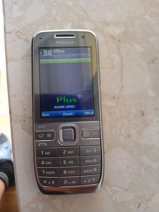 Sprzem telefon Nokia E52