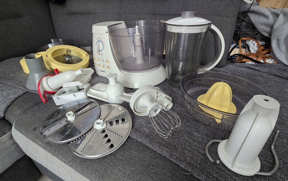 Robot  wielofunkcyjny Simens