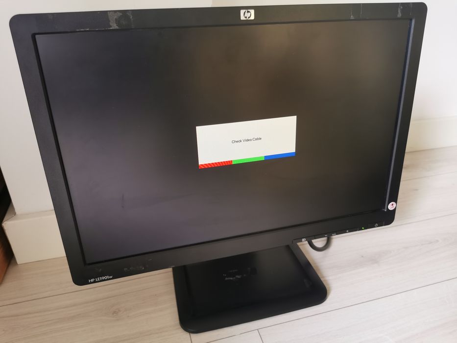 Monitor HP 19" - LE1901W
