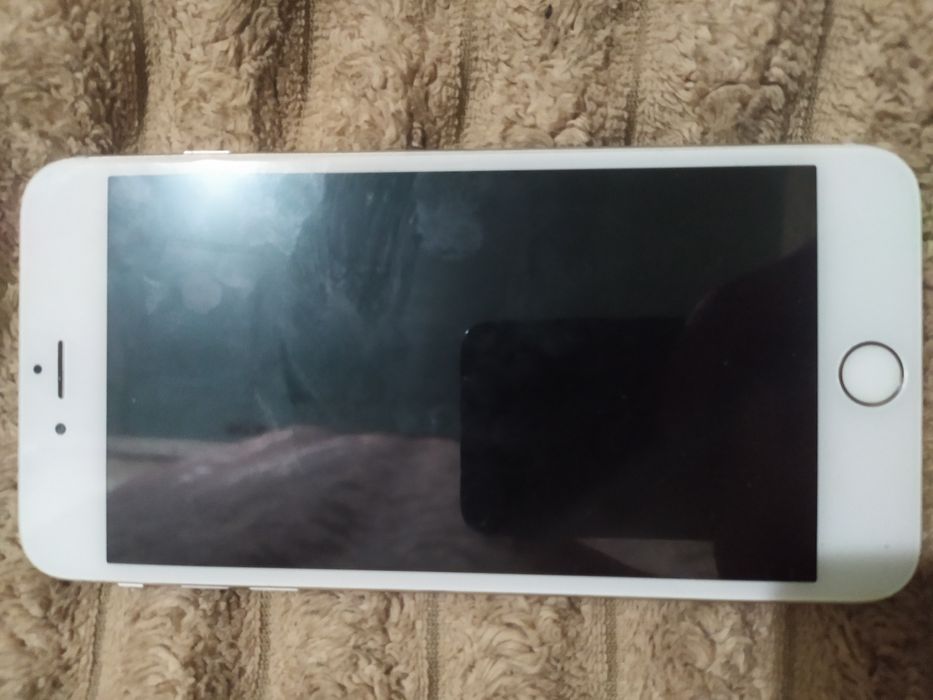 Продам айфон 6+ В гарному стані