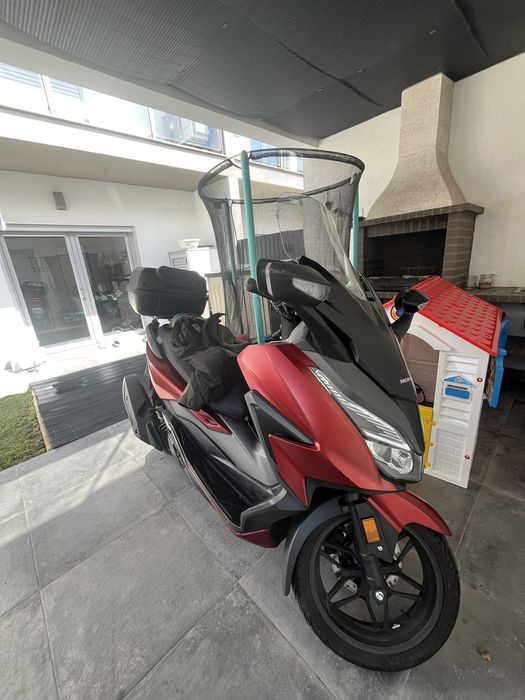 Moto Honda Forza 125