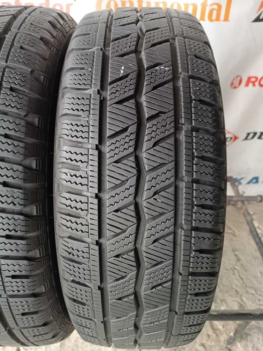 Зимові шини 215/60 R17C Hankook winter i*cept lv 23рік 8.8мм