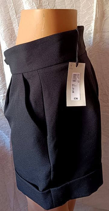 Новые черные шорты River Island
