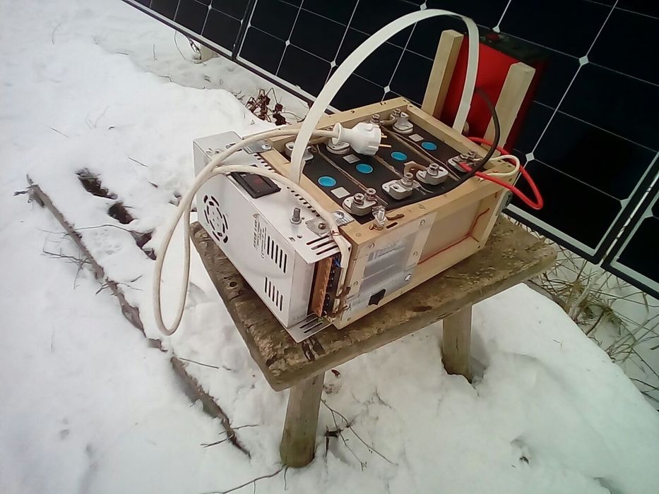 Портативна електростанція 100Аh  2000w Літій-залізо-фосфат