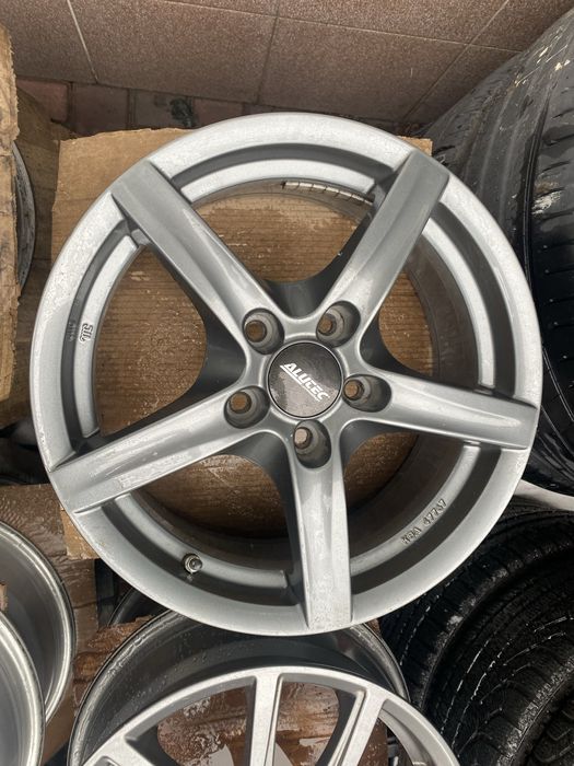 Диски R16 5-114.3 6.5J ET40 DIA67.1мм. TOYOTA/HONDA/MAZDA/RENO/NISSAN