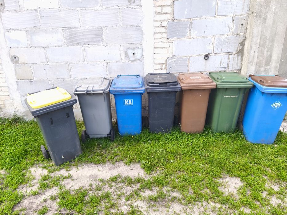 Kosze na śmieci odpady 120l używane, mozliwy dowoz