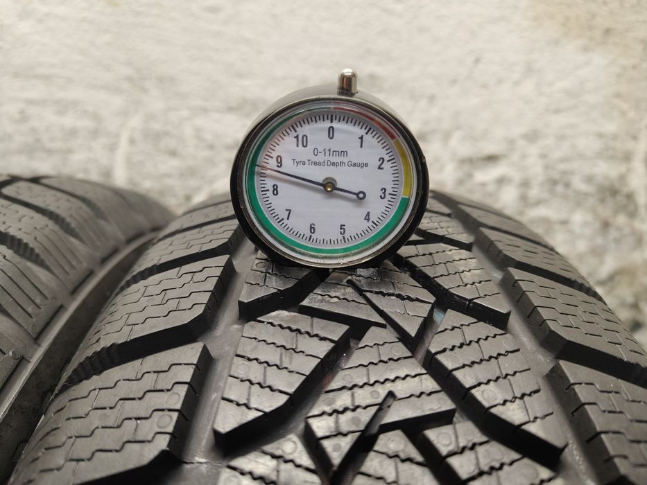 2X 185/60R15 84T Uniroyal Winterexpert 8,7mm 2021 Opony Zimowe Demo