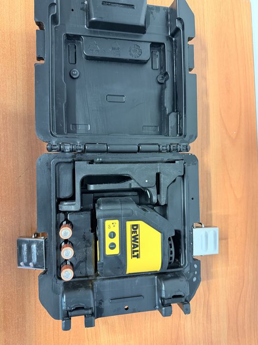 Laser Dewalt DW088