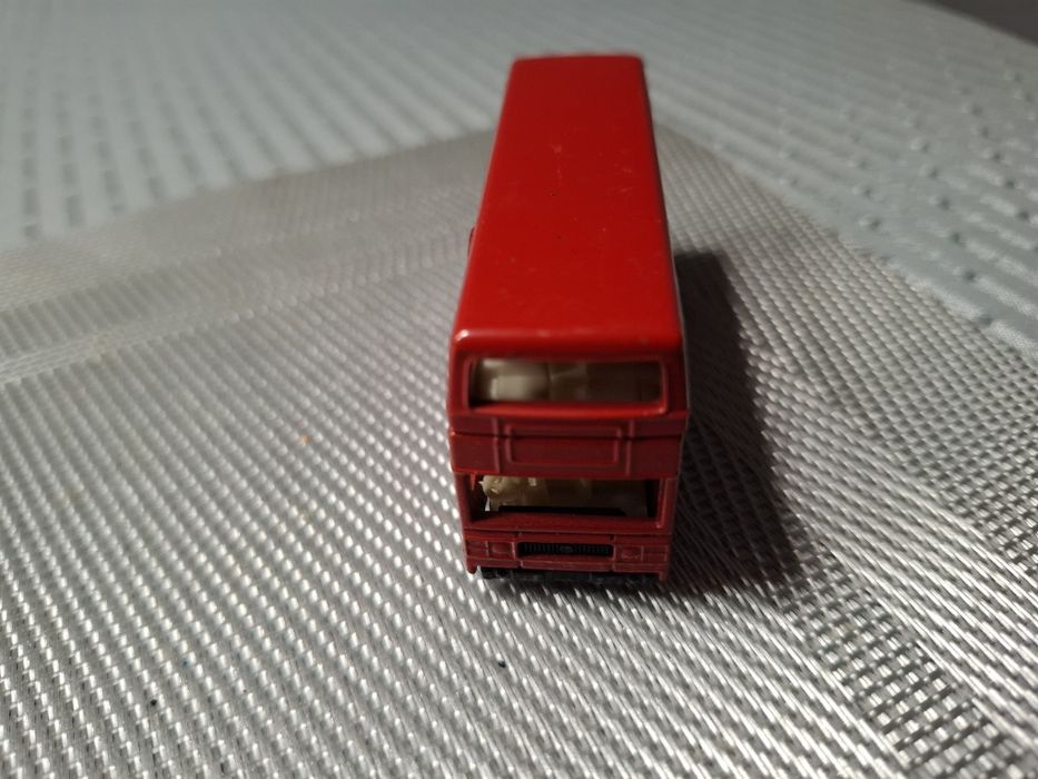 Matchbox leylamd titan skala 1:64