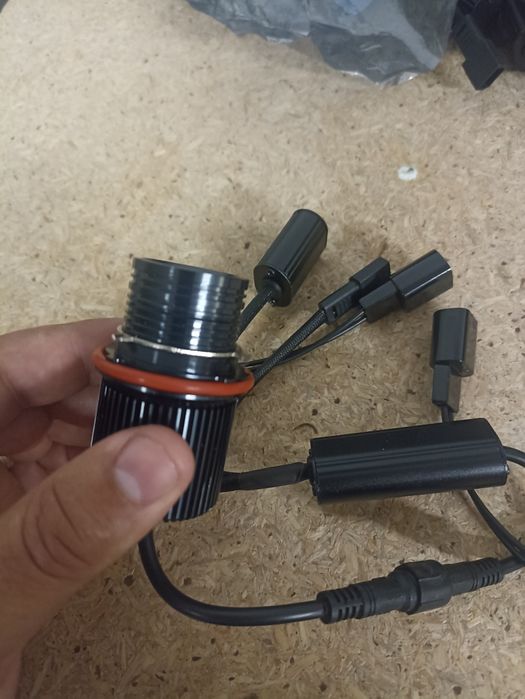 Lâmpada Led Angel Eyes BMW E60