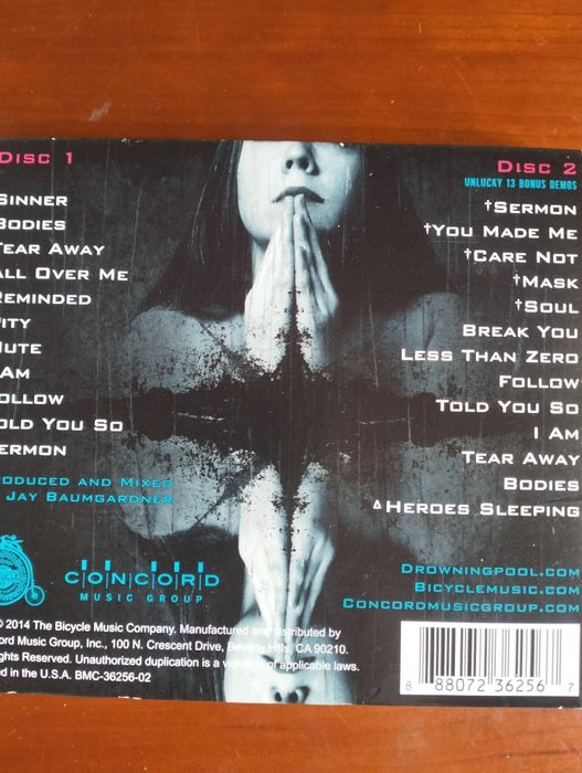 CD duplo Drowning Pool